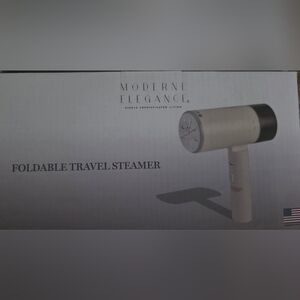Moderne Elegance Foldable Travel Steamer